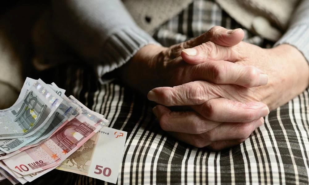 Συντάξεις: Δείτε πότε θα καταβληθούν οι συντάξεις αναλυτικά